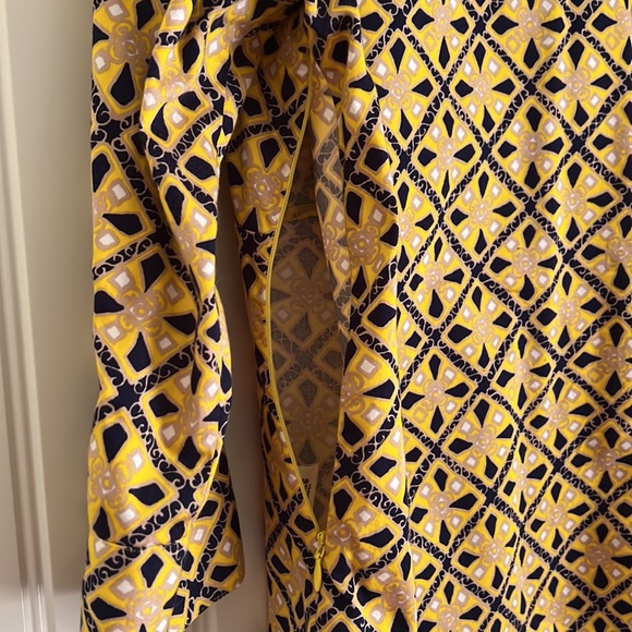 Talbots Geometric Art Blouse Size: M - Picture 4 of 6